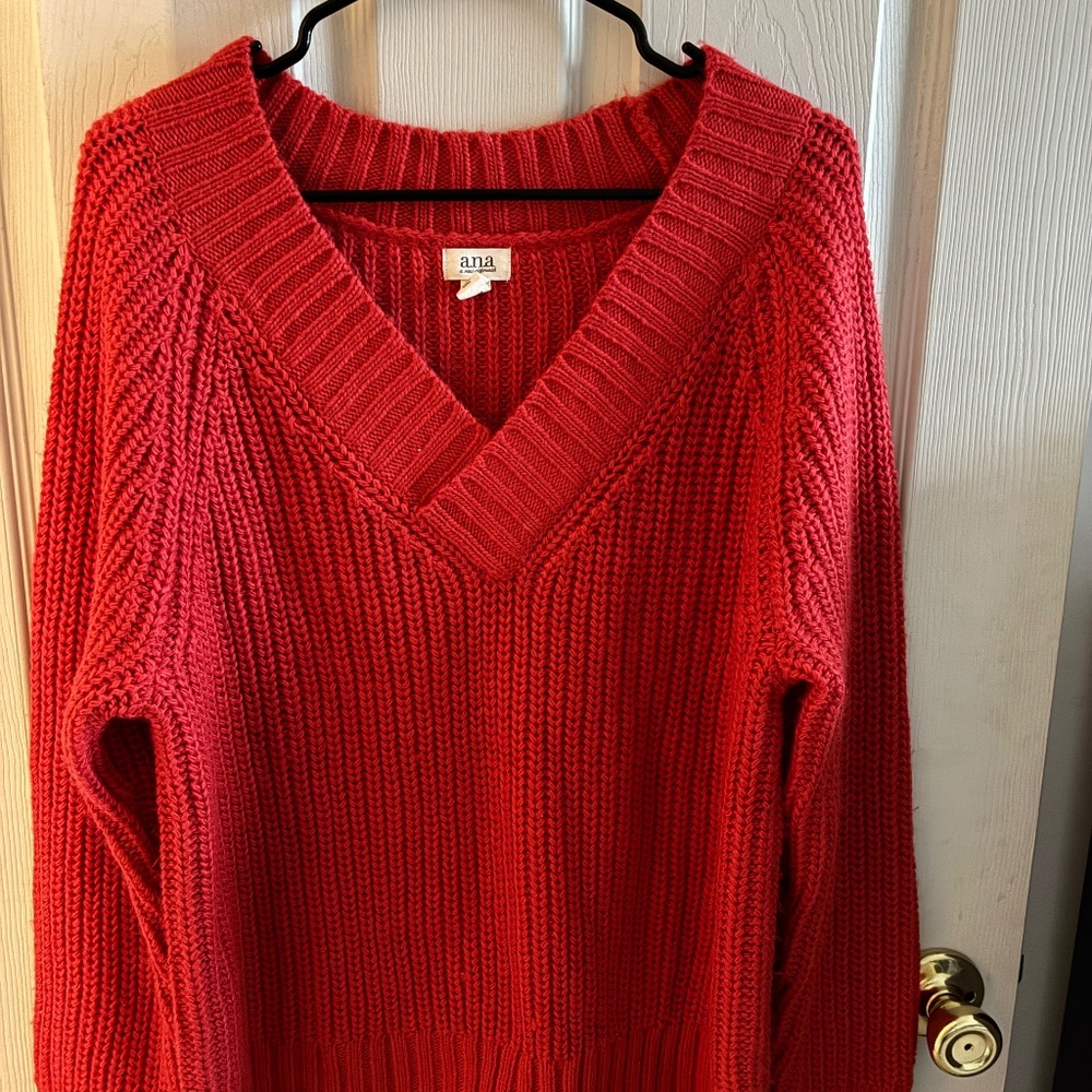 Tomato red-neck sweater